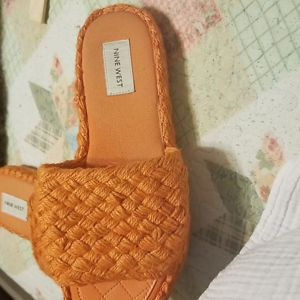 Sandals - Picture 2 of 3